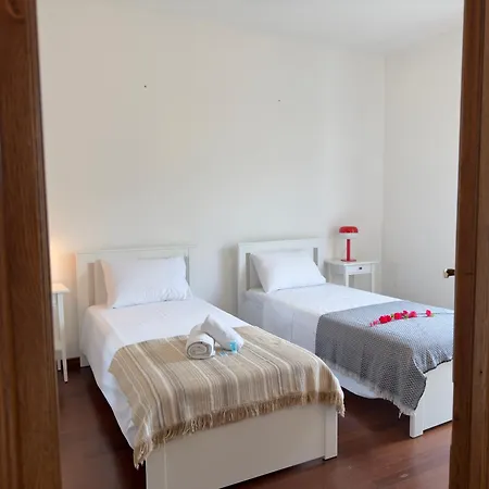 Tavernola - A Due Passi Dal Traghetto * 코모