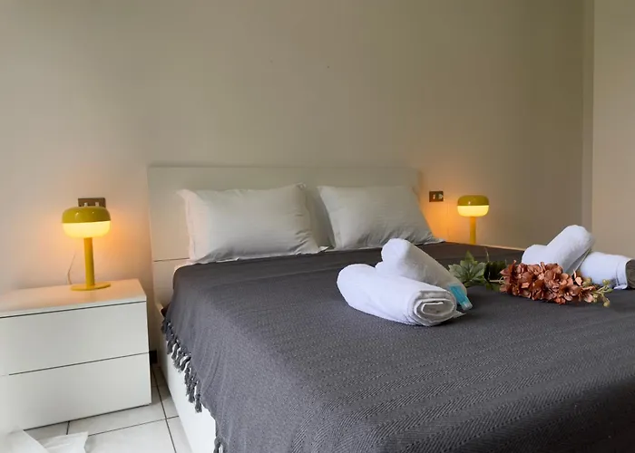 Appartamento Tavernola - A Due Passi Dal Traghetto *