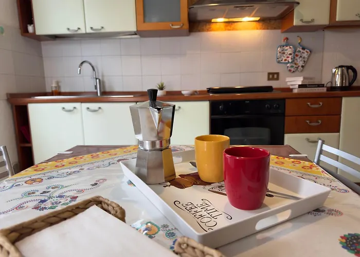 Appartamento Tavernola - A Due Passi Dal Traghetto