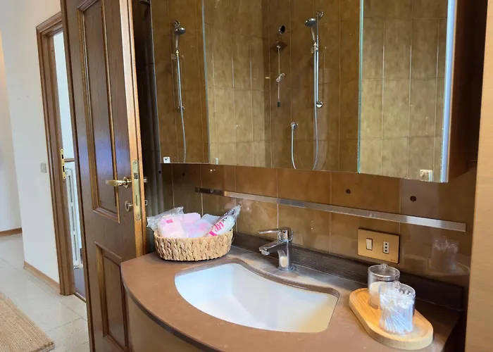 Tavernola - A Due Passi Dal Traghetto Appartamento Côme