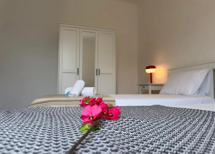 Appartamento Tavernola - A Due Passi Dal Traghetto