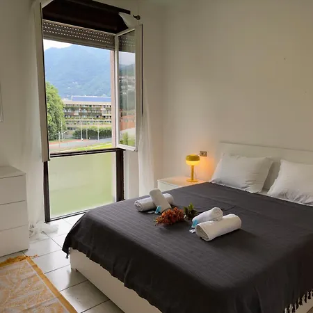 Tavernola - A Due Passi Dal Traghetto