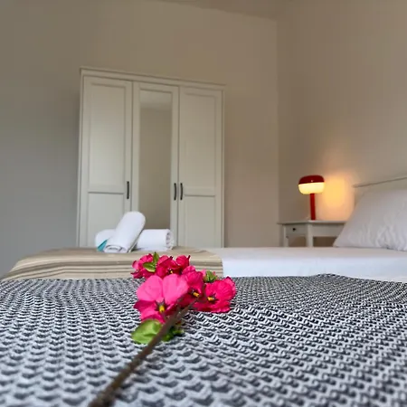 Appartement Tavernola - A Due Passi Dal Traghetto